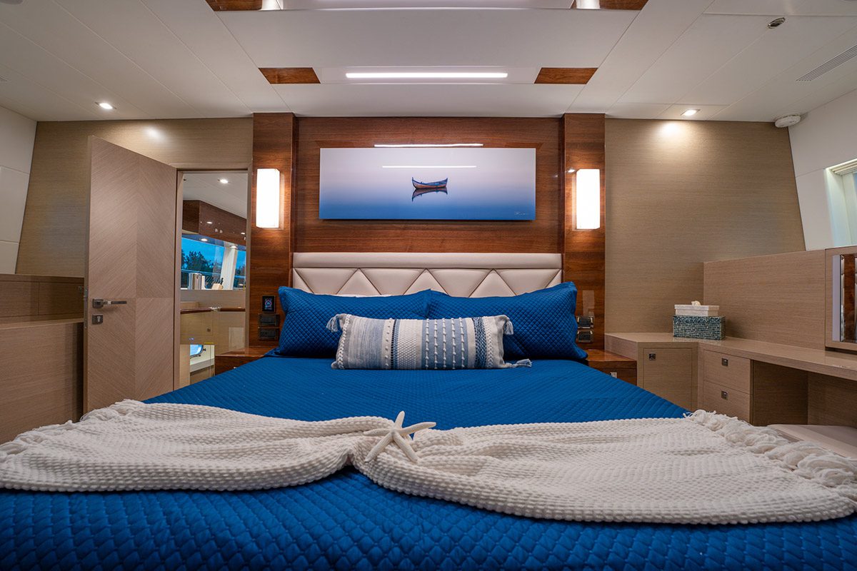 PC60 Synergy master stateroom