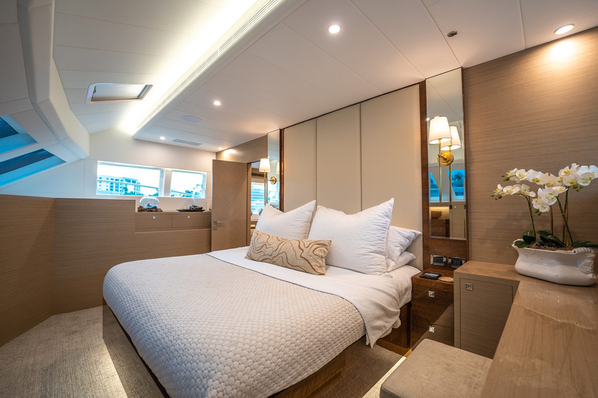 Horizon PC60 Master Stateroom